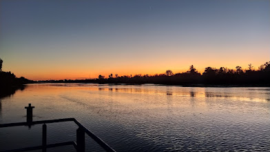 Atardecer sobre el Rio Guadalquivir